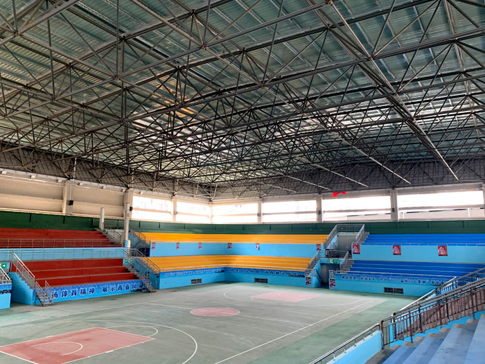 克拉玛依体育馆网架